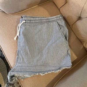 Women’s wild fable striped short.